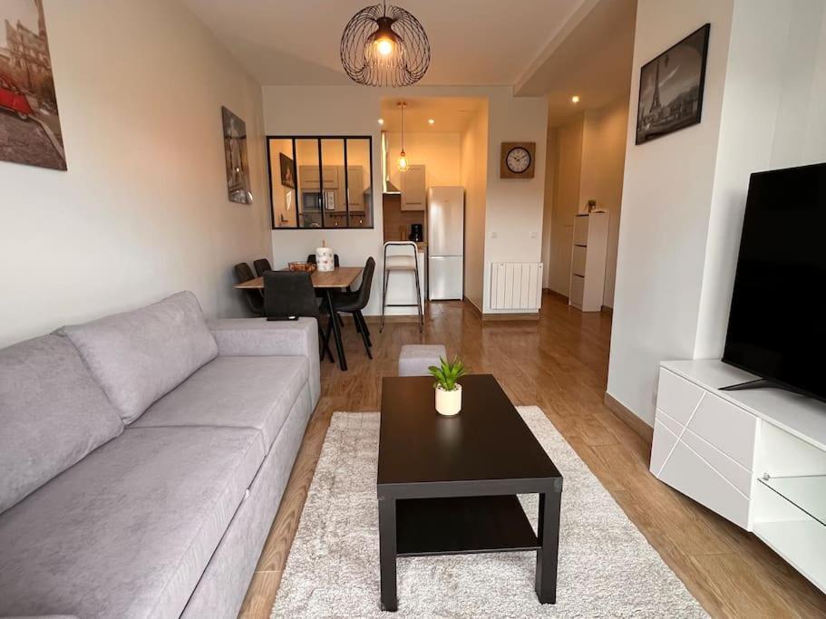 Appartement 15Min De Paris ドランシー エクステリア 写真